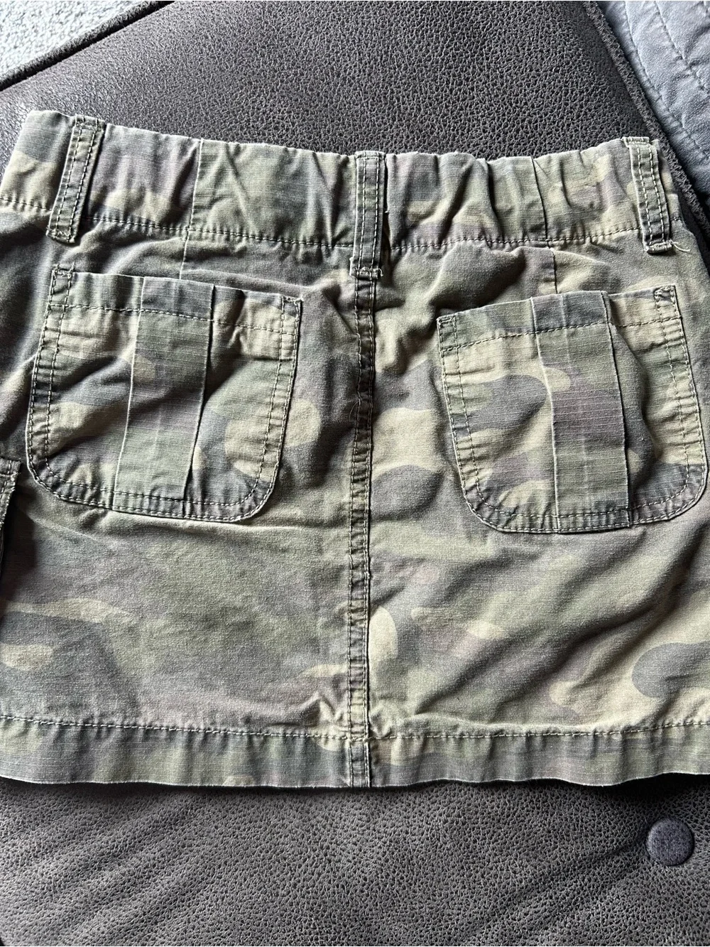 Old Navy Camo Cargo Skirt - Olive/Tan